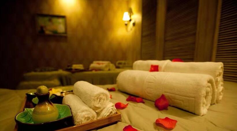 沈阳高端水疗spa会馆就这样带着清风月静抚慰了光阴悲喜